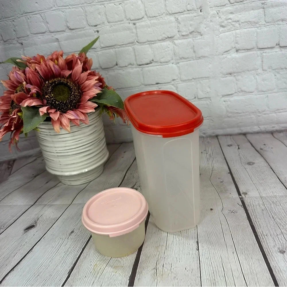 Vintage Tupperware modular mates